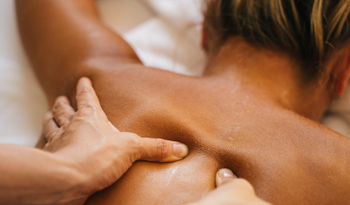 Massagem de Relaxamento Deep Tissue