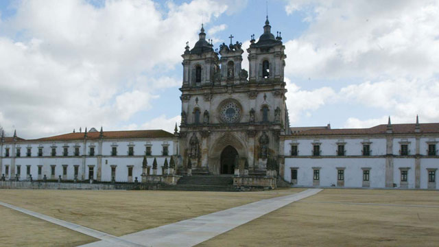 mosteiro-de-alcobaca